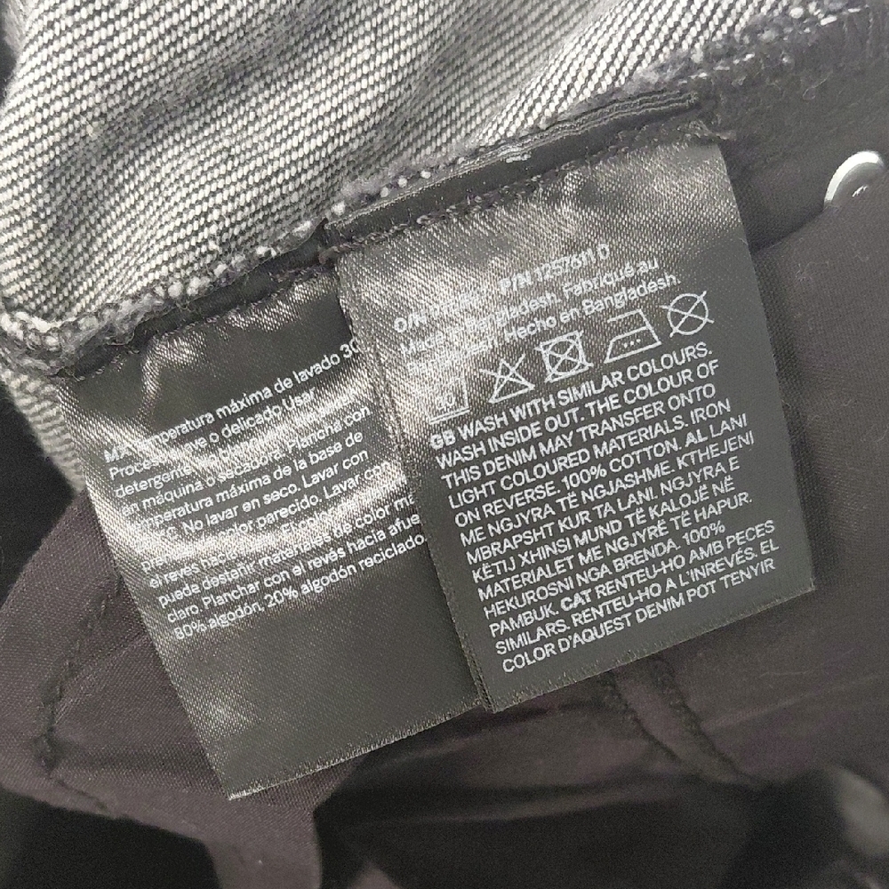 H&M Black Men's Jeans - Picture 8 of 8